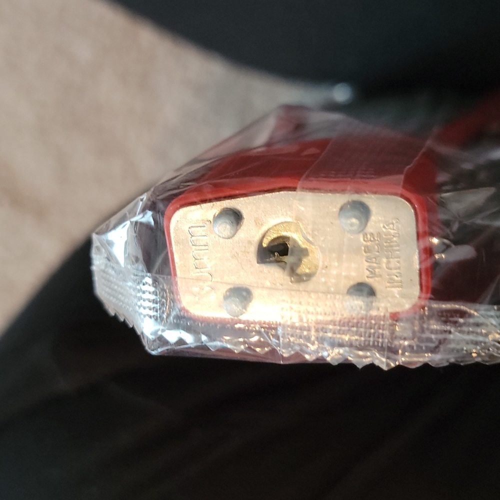 Regal R15SC/R15LC Lock and Key set - Picture 4 of 4